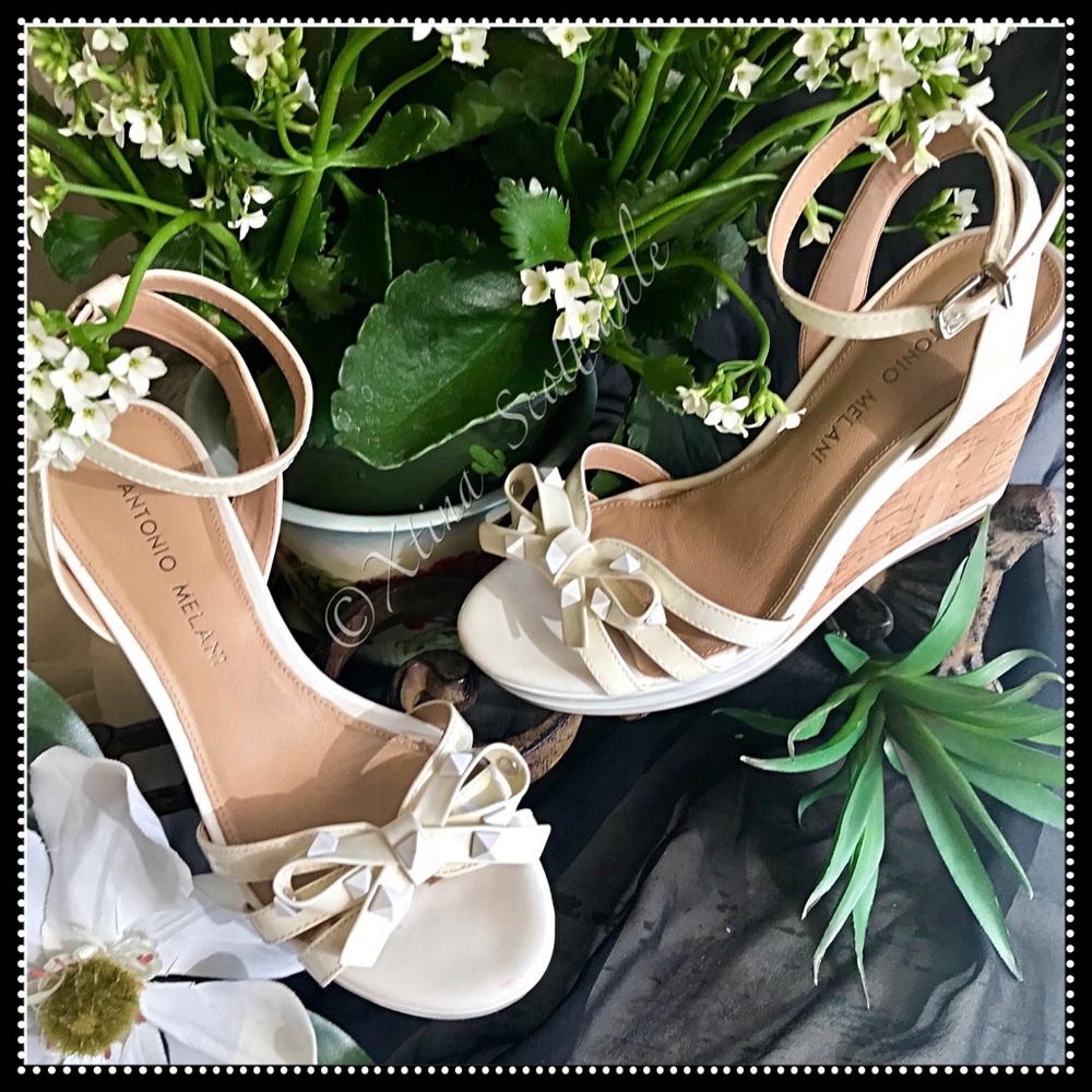 ANTONIO MELANI Cream Strappy Cork Wedge Sandal
